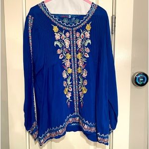 Silk Johnny Was tunic. Length is mid thigh.